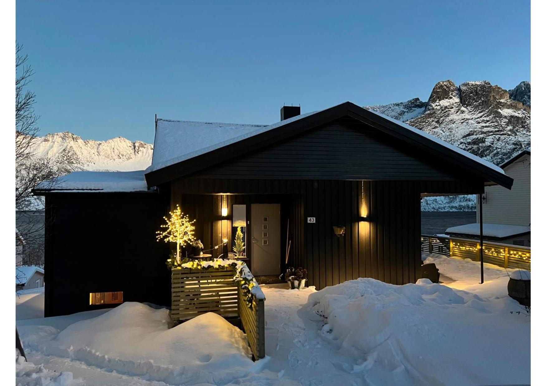 Rigmorhuset Villa Fjordgard ภายนอก รูปภาพ